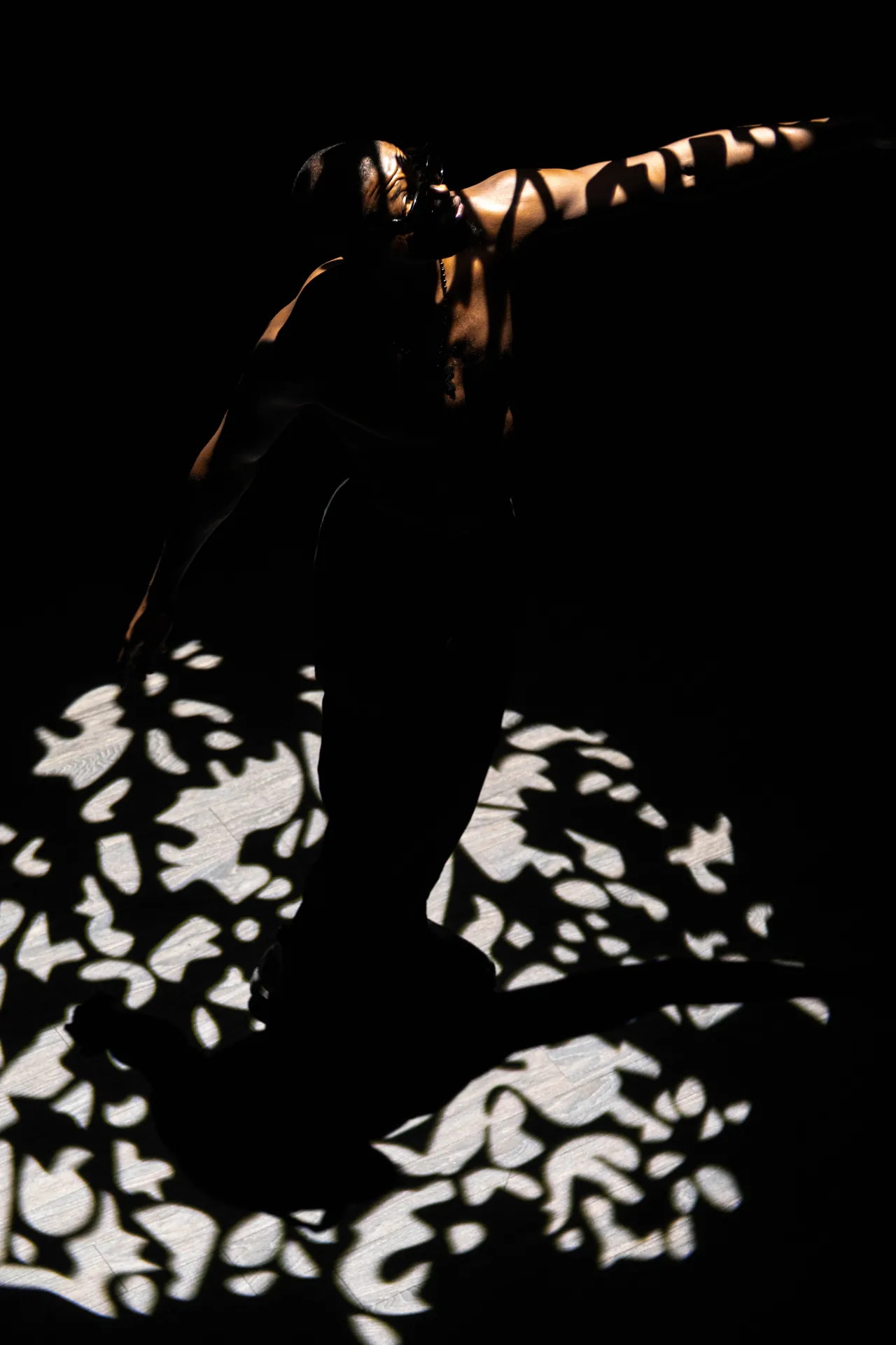 Personal Portraits, Corporate Portraits, Professional Headshot, Personal Branding, Lifestyle, Portfolio profile headshot west london, on locatio