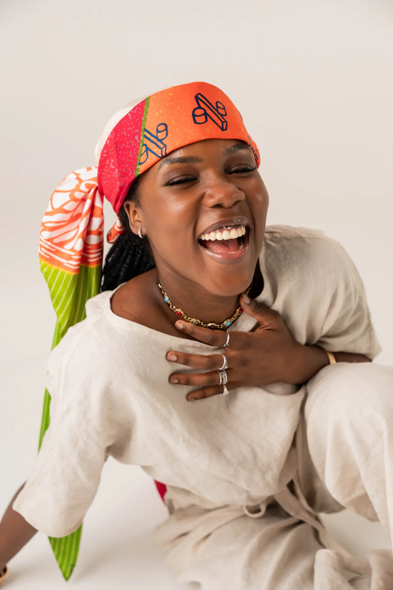 lifestyle, fun and lively, brand, design, fashion, artpiece, silk scarves, portrait