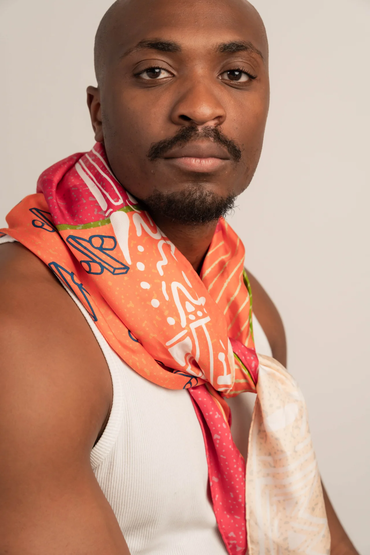 lifestyle, fun and lively, brand, design, fashion, artpiece, silk scarves, portrait