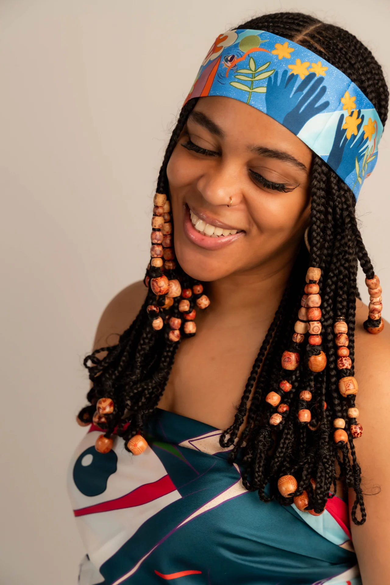 lifestyle, fun and lively, brand, design, fashion, artpiece, silk scarves, portrait