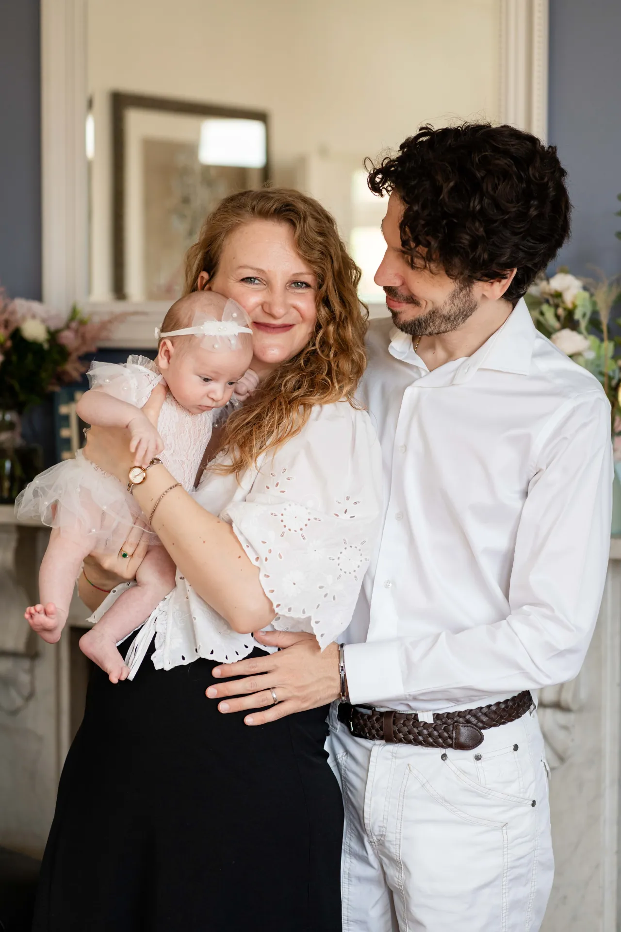 family portrait, newborn, parents, children photoshoot